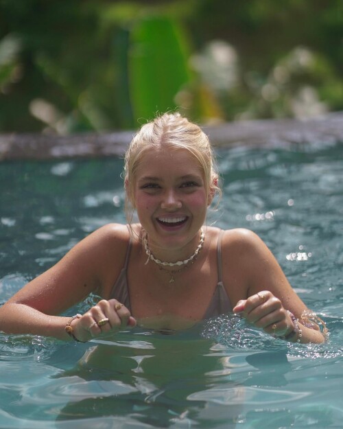 1000277699ec5e496e263065a0