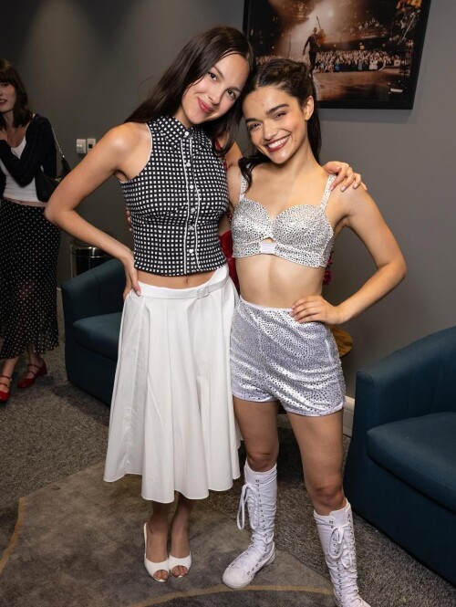 1000288817c8fe594e2260f1bc