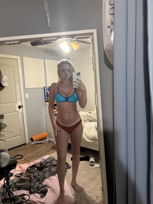 1000288832a6d8e3a09d750f5e