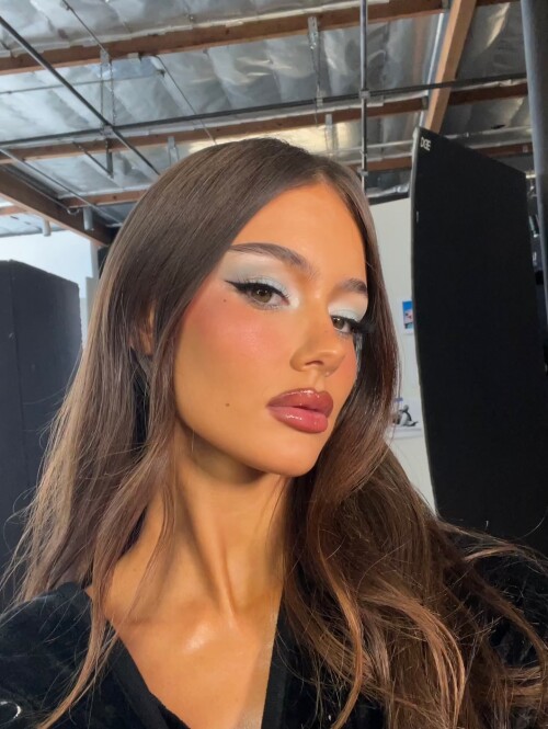 1000294543b11a3a32d77a1de2