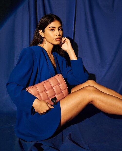 1000294694077013a7565acf45