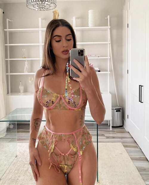 1000301525ac4b098fc2400efc