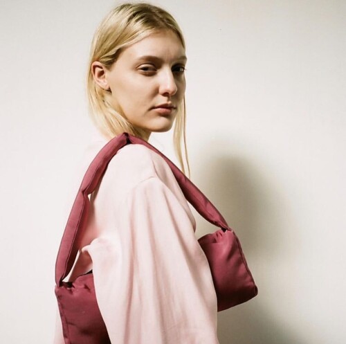 1000302167e498a39a8f9ab870