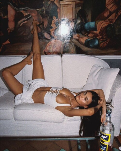 1000302473f03390438764172e