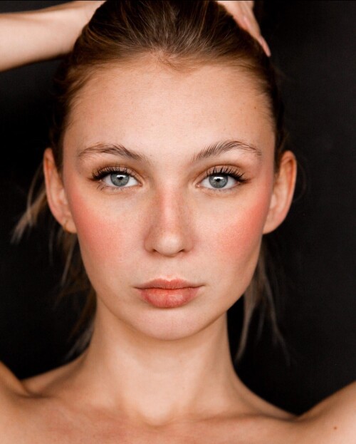 1000302484e03a09b7b332c91e