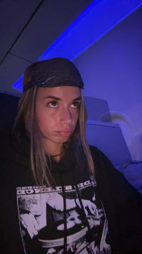 1000303779b768a8ea9c504cec