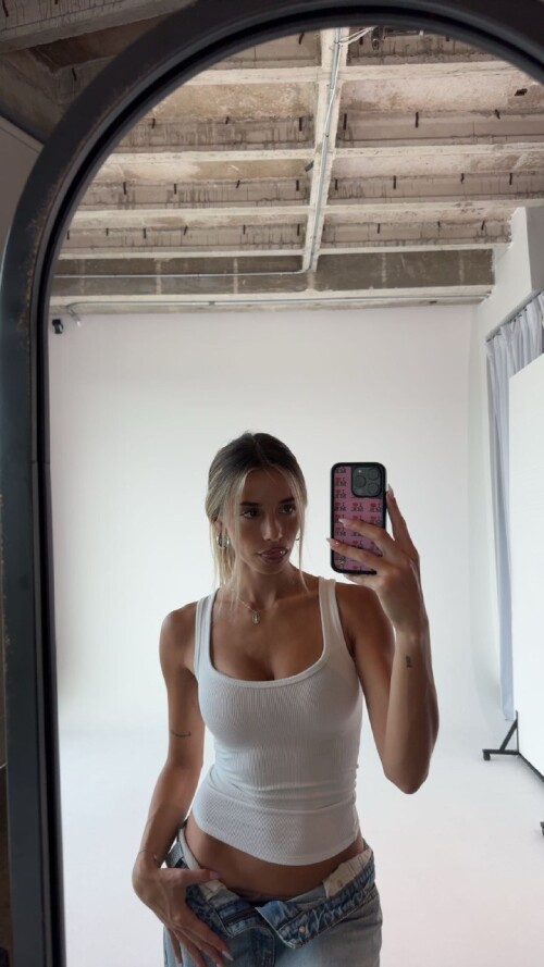 1000309404f079d8d8d2e48fce