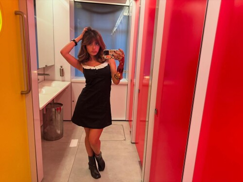 10003108343666a4346abc9d4b