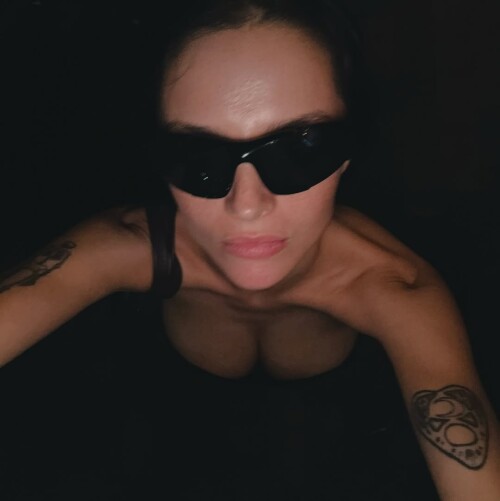 1000312514e850c572f81b85a9