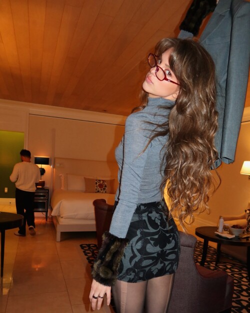 1000312706ac3d3e81676d28db