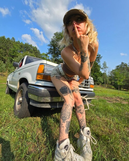 100031278032a199c2b36e42db