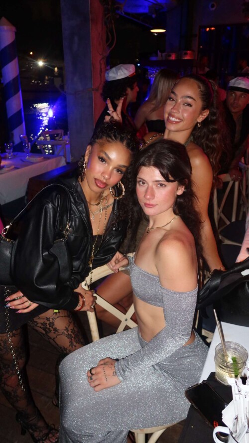 100031348164109c2b4b3fd358