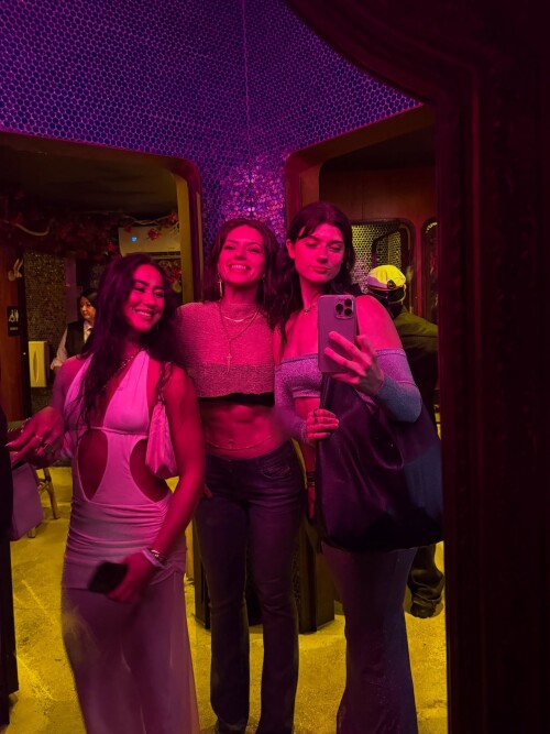 1000313487b16292e52e7aae63