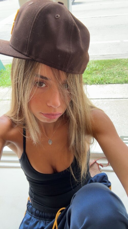 1000314571046e4dba78142a53