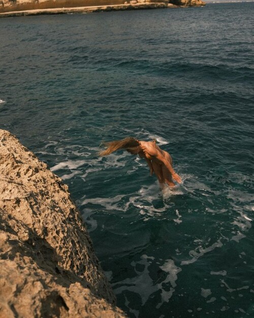 10003160943f5ba04d9cdc6e3e