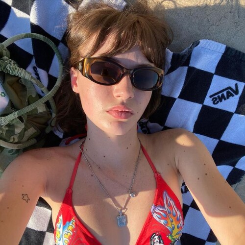 100031837222252dbb119b2d7f