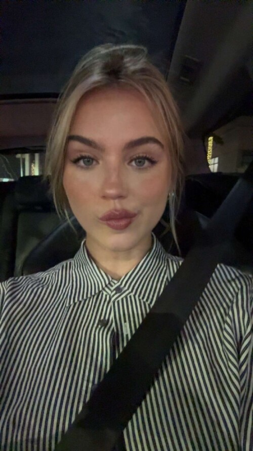 10003199227592ae4ae1636d16