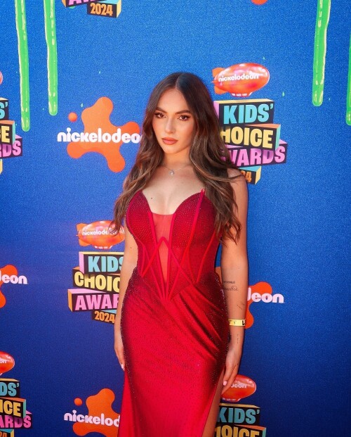 1000320746a6d49b6d8c4625d6