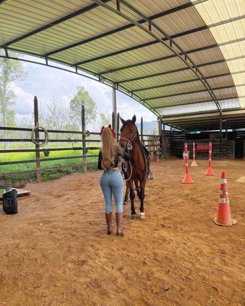 1000321707fee7d708c0b320ca