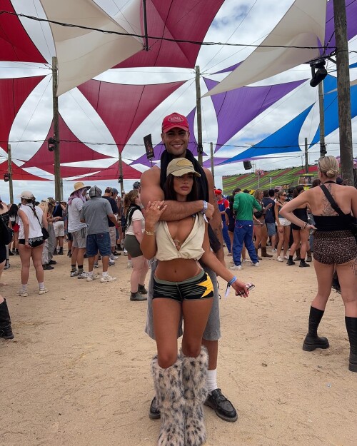 1000323780df83aaca9715cd6b