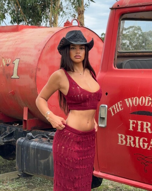 1000323793251b4a80a1496614