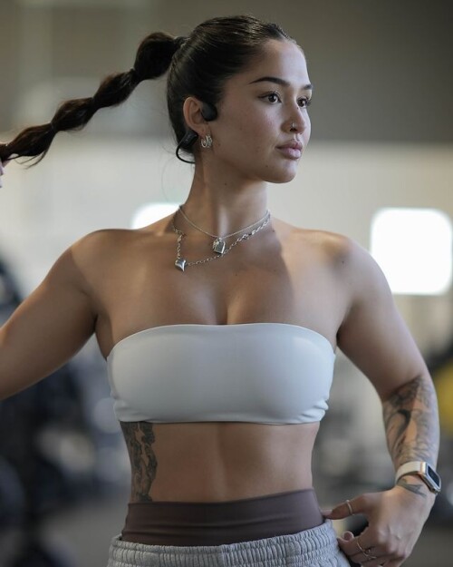 10003267718090e726a4a67414