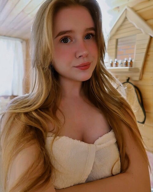 100032872115c25c2d1a57f686