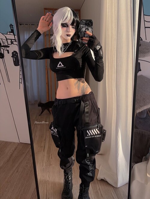 10003299874db436df51fe9448