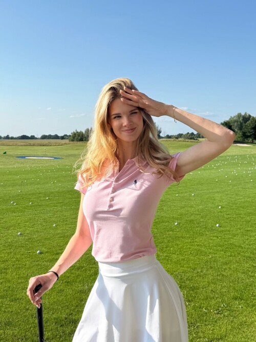 1000330201325ae4c8f4875f88