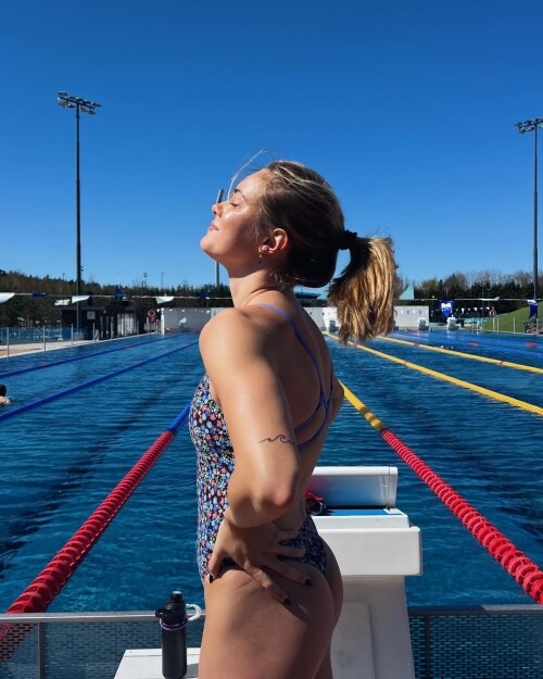 10003318598223e43cb7d6cde9