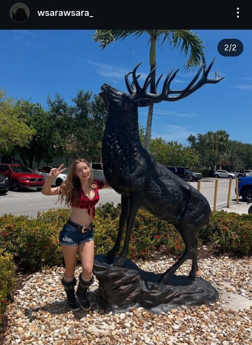 1000338434298f27e7af4ae54c