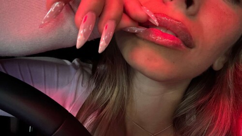 10003384961cf3dc9f9426f6aa