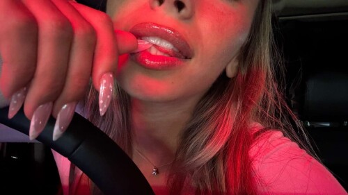 1000338497ed92a6131f9e28de