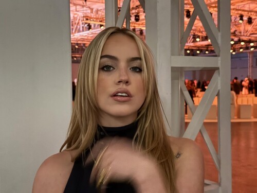 1000342112fa4b76de3fd17d38