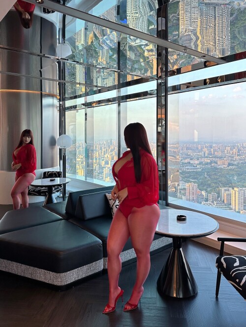 1000344950cb48464cef153903