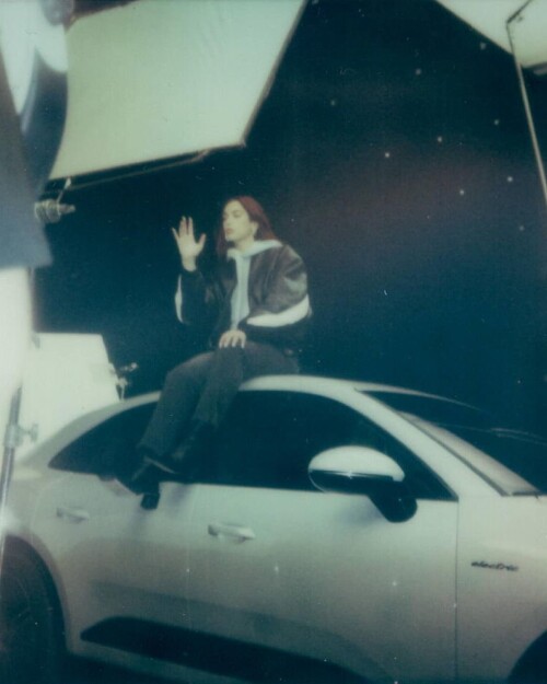 10003484810717fcb737bafb21