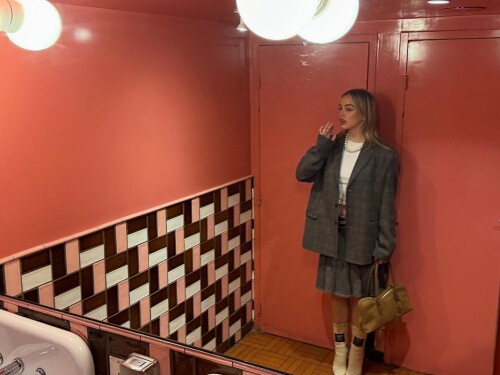 1000351576e34a310c4de8574e