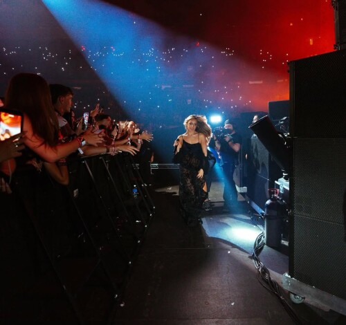 10003557410df3a8806813d19b