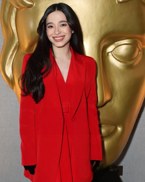 1000356708621857756eea2c26