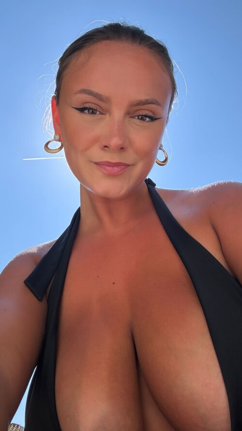 10003570508f827217383cde9e