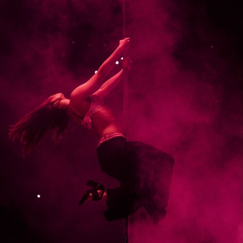 1000357463a09811fcea2155ff