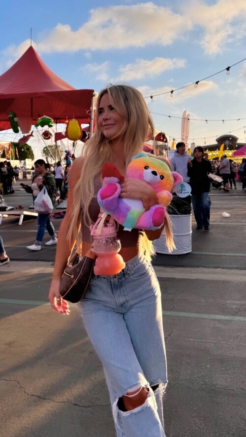 1000357876905a5f406f45b7d2