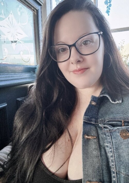 1000357970e3745331a8c66209