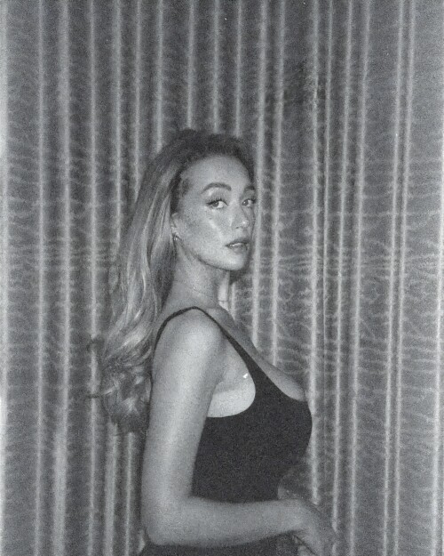 10003589807b98df98604942ff