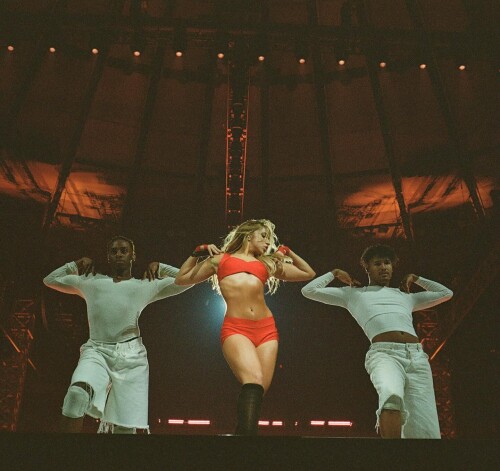 1000359474db4aeaadcd7d6052