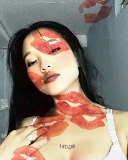 1000361946565c9b4fe85d120e