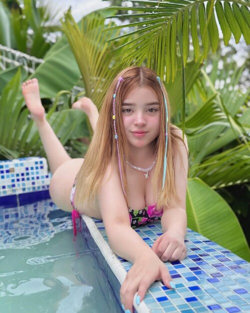 100036389378e4e740e5018cd0