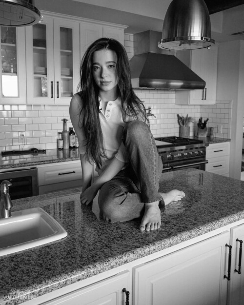 1000366074cf64fd638ffc0452