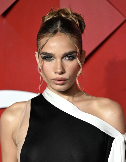 1000367371efee7c1e7e11e09d