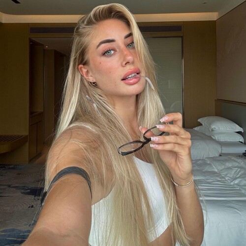 1000370948dd476f17fa796f26